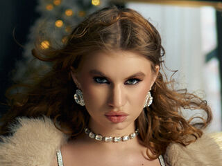 topless MelanieJhonson