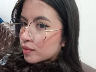hot cam girl fingering pussy MeliBee