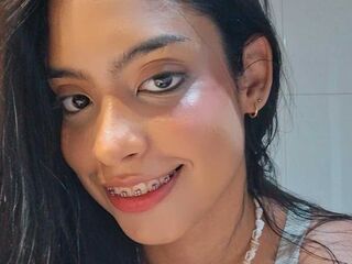 girl fingering bald pussy MilaRibeiro