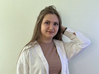 naked girl with webcam masturbating MildaTaddio