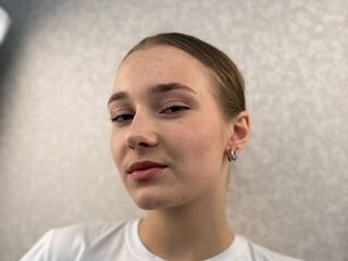 adult live cam MinnaMelugin