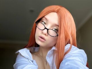 cam girl playing with dildo MistyFevere