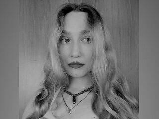 voyeur web cam MonikaGreens