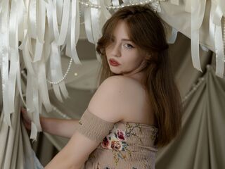 nude cam picture MoonBrittany