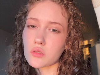 girl chatroom MyrnaCarozza