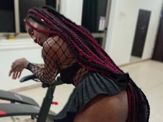 cam girl showing tits NayaVella