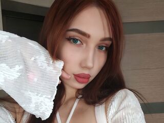 nude webcamgirl OdelinaClutter