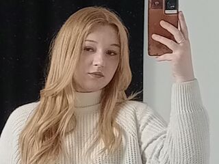 masturbating webcamgirl PeiGotch