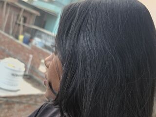 naked girl with cam PriyaSengar