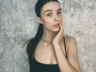 camgirl playing with dildo RaisyLoy