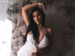 fingering cam whore RaysaRosse