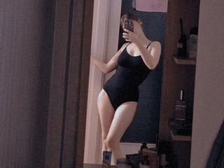 sexcam RinaAlmons