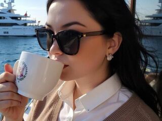 free nude live show RosieMoons