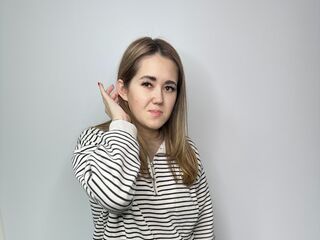 naked webcamgirl video RowenaBulkley