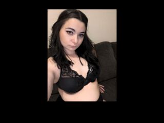 naughty camgirl masturbating with vibrator SashaMaroon