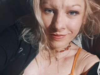 mastubating web cam girl SevenCalories