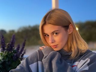 girl sexcam ShyElisaa