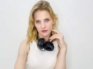 naughty cam girl masturbating SilverAmos