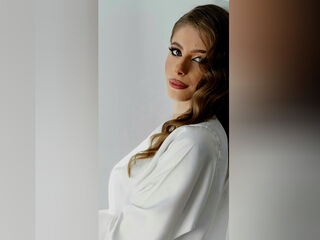 naked girl with webcam masturbating with dildo SofiaVosem