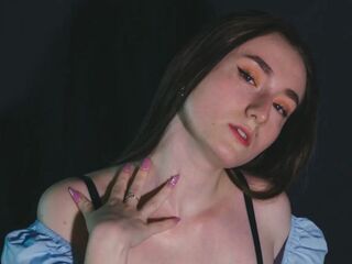 cam girl playing with dildo SofieRyder