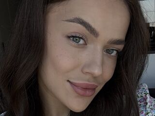 camslut webcam video SophieLun