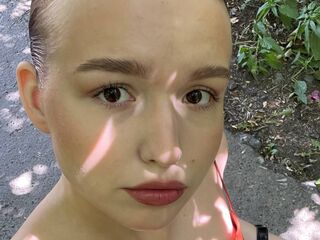 fingering camwhore SusannahBuffalo