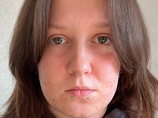 webcam strip tease show TieshaBevell