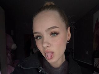 webcam bitch chat TravisMondier