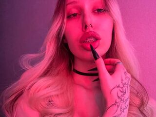 cam girl fingering VeronaHarding