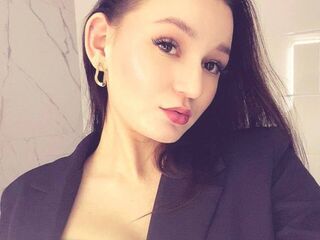 hot cam girl masturbating with vibrator ViollaShake