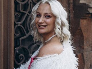 cybersex chat room WilsonAvery