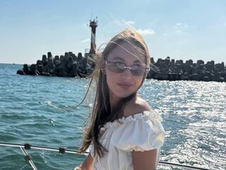 chat room webcam YaekoBrowers