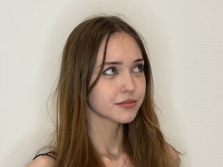 camwhore fingering pussy YokoMagliacane