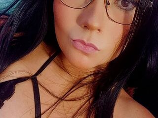 naked cam chatroom ZairaMist