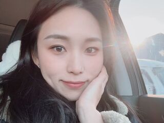 naked webcam girl picture ZhiYue