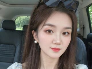 camwhore masturbating with vibrator tingyan