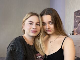 LoraAndJuliana